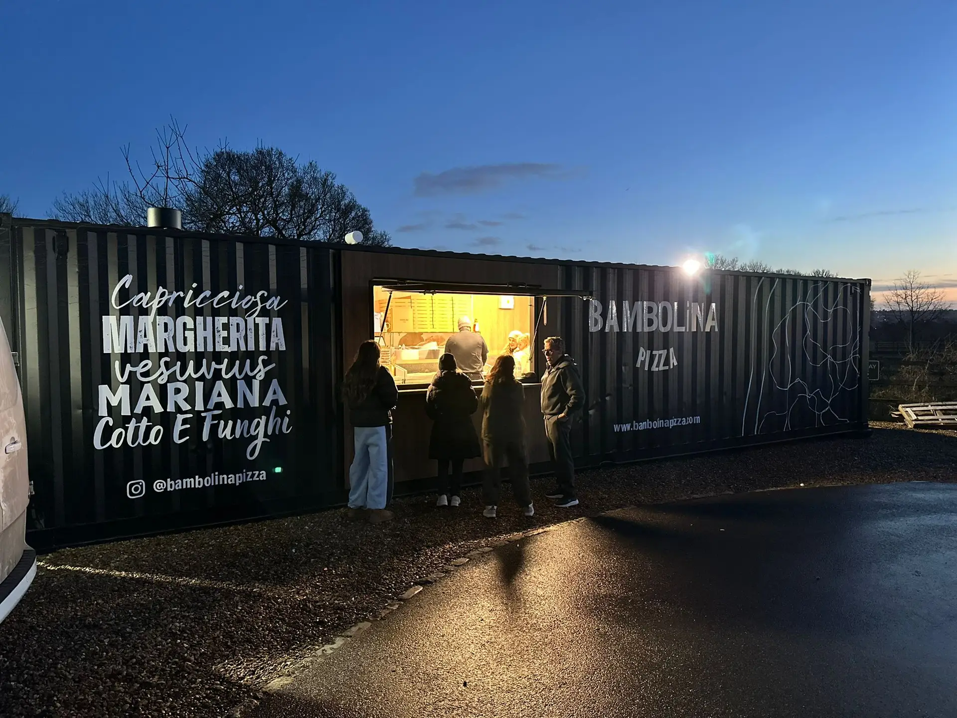 bambolina pizza launches at battlers green farm radlett hertfordshire pre-bookings from 2pm and open from 5pm to 10pm for pick up 9