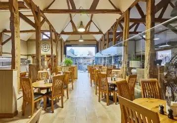 The Bull Pen at Battlers Green Farm, Radlett, Hertfordshire – a cozy café and tea room offering breakfast, brunch, and afternoon tea.