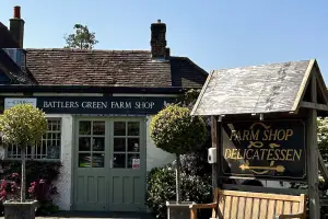 every day essential and special gifts shops and services at battlers green farm