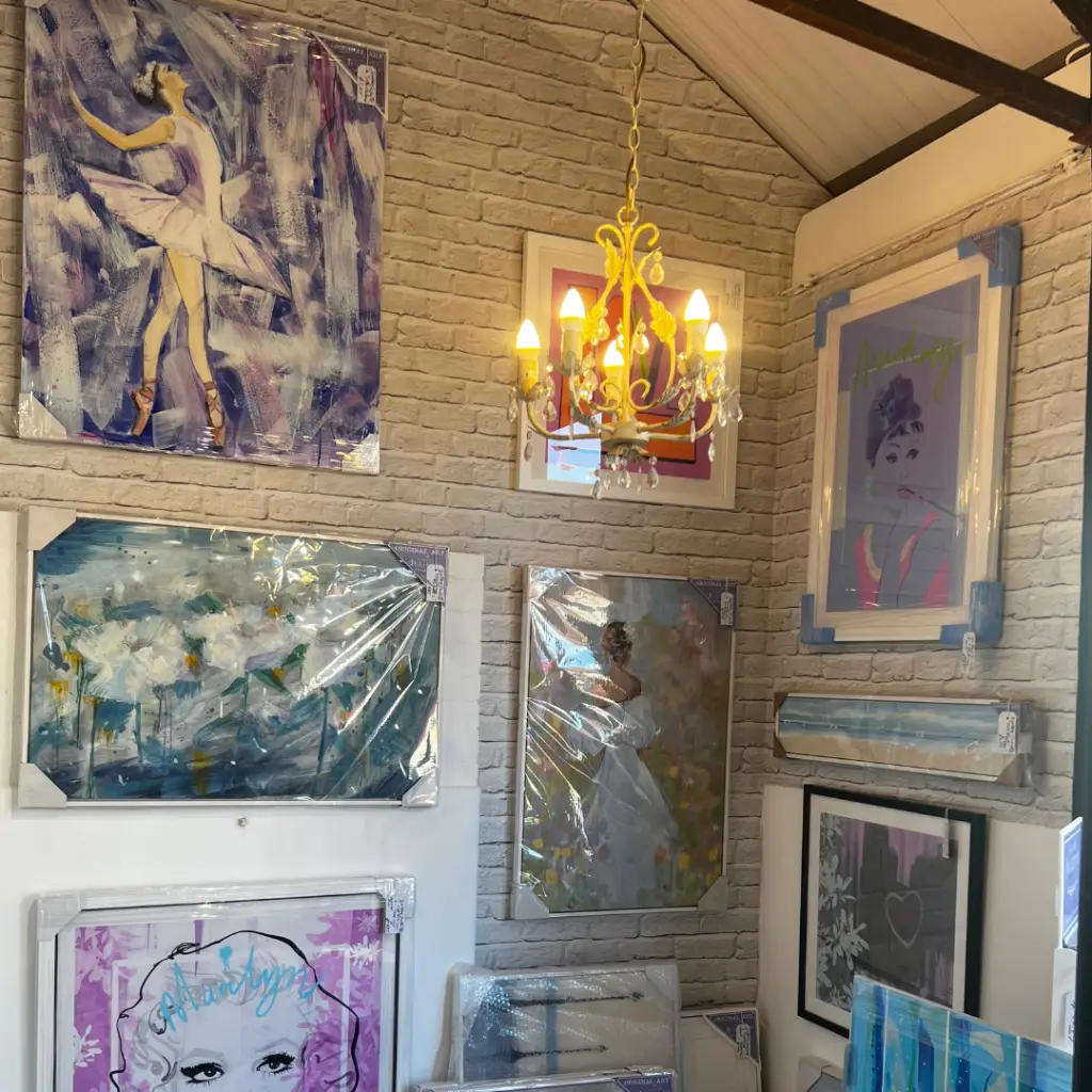 artscape battlers green farm radlett hertfordshire picture framing and splash painting studio 13