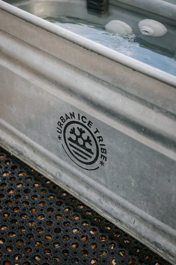 ojas sauna outdoor wood-fired sauna and ice bath cold plunge contrast therapy battlers green farm hertfordshire 2